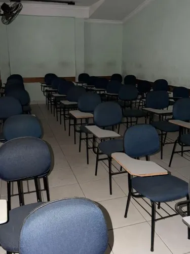 Cadeira escolar