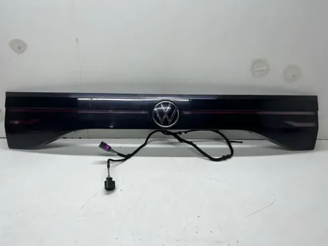 Lanterna Moldura Tampa Traseira Vw T-cross Direito/passageiro Preto