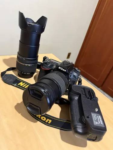 Vende se NIKON D7100