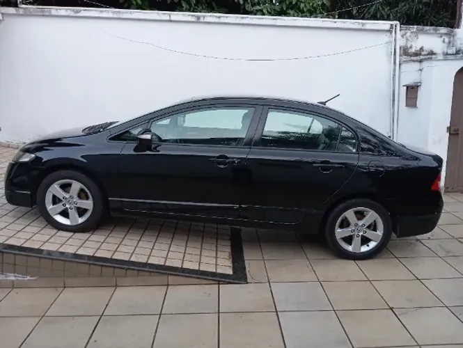 Honda Civic Sedan LXS 1.8/1.8 Flex 16V Aut. 4P 2009