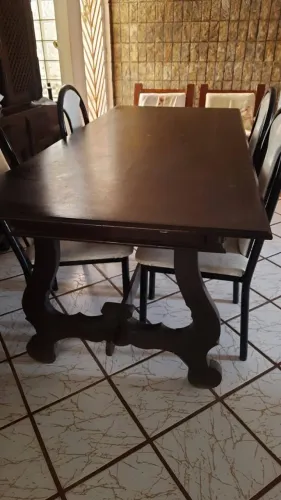 Mesa de jantar retangular