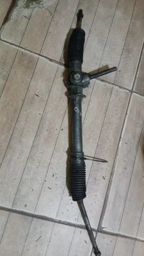 Vende-se um setor de direção mecânico Celta 