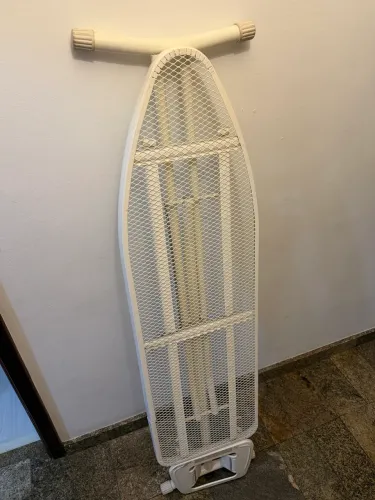 Mesa de passar roupa 