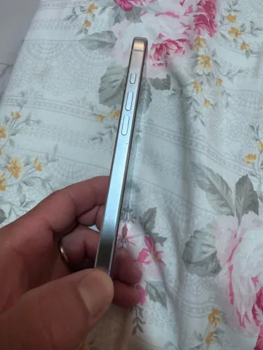 iPhone 16 pro 128 GB