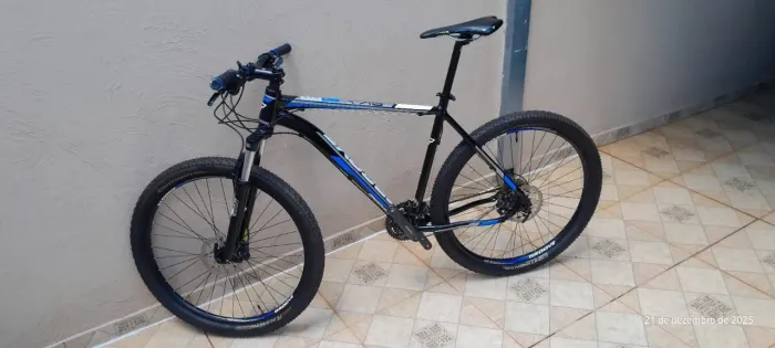 Bicicleta Groove SKA 90 - Aro 27,5 - 27v - Excelente Estado