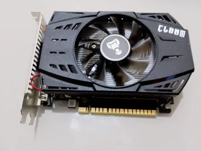 Placa de video GTX 750TI 4GB