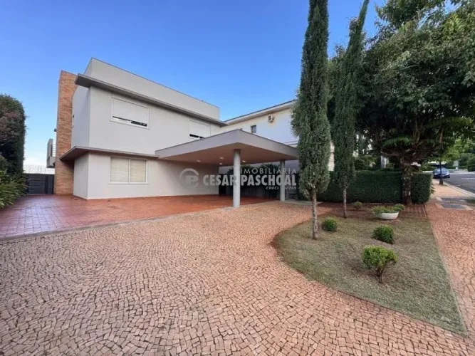 Casa em Condomínio Térrea Jardim Irajá - 3 Suítes, sendo uma suíte master com pia dupla, c