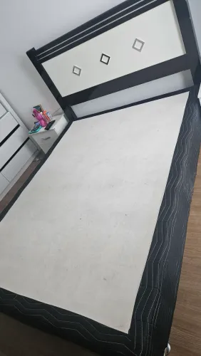 Cabeceira e base cama box