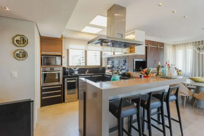 Apartamento para comprar no MontSerrat com 3 suítes