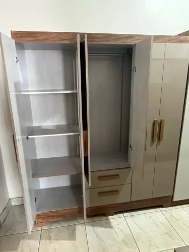 Guarda roupa Fortaleza 6 portas novo