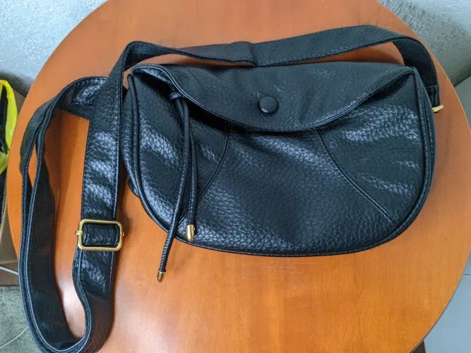 Bolsa Feminina Transversal Preta Estilo Vintage - Excelente Estado