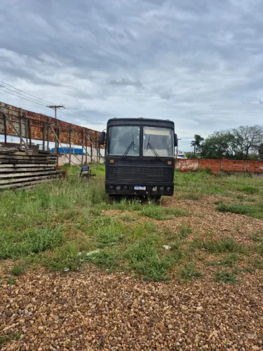 Vendo Ônibus