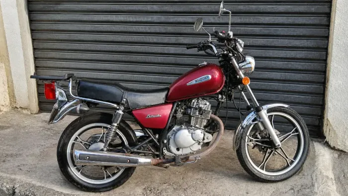 Suzuki Intruder 125 2010/2011, revisada abaixo da FIPE