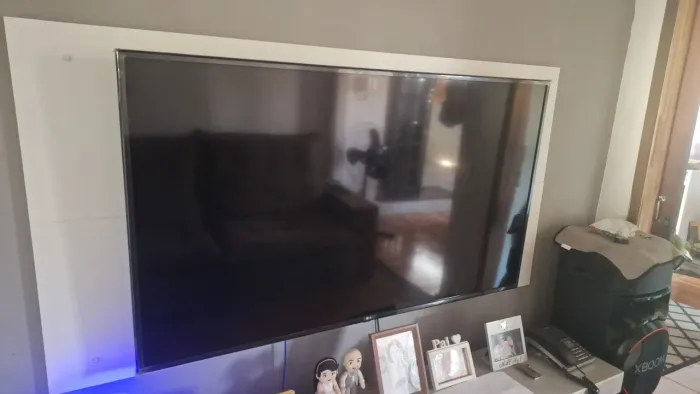 Vendo uma TV 60 LG smart controle remoto magic 