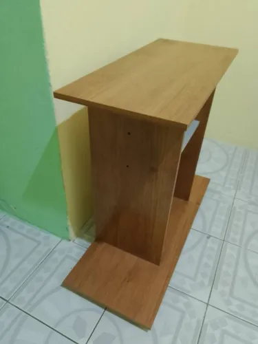 Rack para TV / Bancada Multiuso - Ótimo Estado