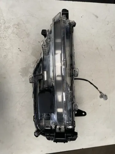 FAROL DE MILHA TOYOTA SW4 L.E 2023