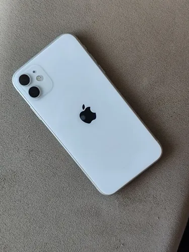 iPhone 11 64GB - usado em perfeito estado