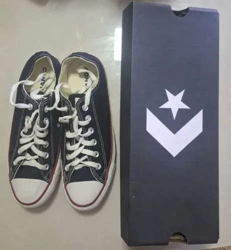 CHUCK TAYLOR ALL STAR