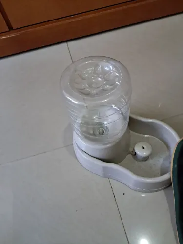Fonte de água para Pet com motor