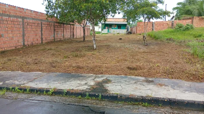 Terreno 10x30 em condomínio (Troco em camionete a diesel)
