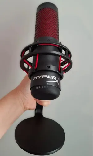 Microfone Quadcast