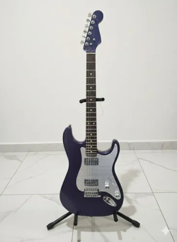 Guitarra Stratocaster Montada por Luthier