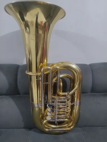 Tuba Yamaha YBB 641 Profissional