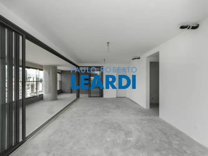 APARTAMENTO - CAMPO BELO - SP