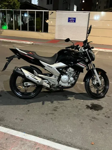 Yamaha Fazer 250 blueFlex 2015