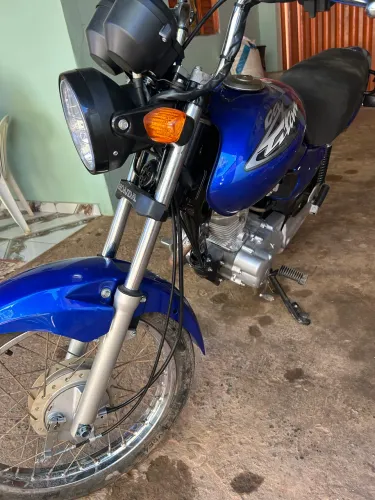 Titan 125 2001