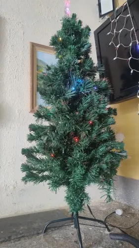 Árvore Natal Luxo Fibra Ótica Com Led Colorido 1,20m Bivolt
