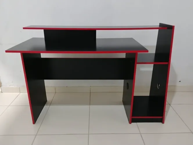Mesa Gamer Vermelho e Preto