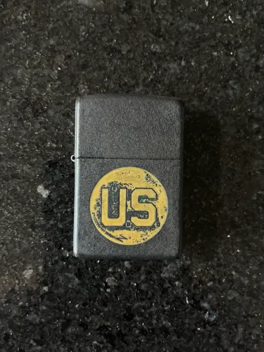 Isqueiro ZIPPO edição limitada !