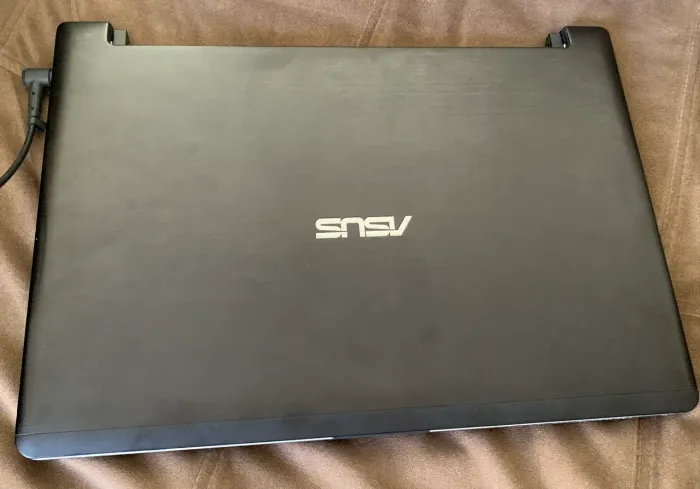 Notebook Asus i7 