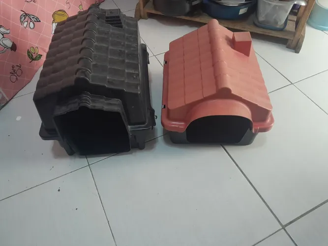 Vendo 2 casinhas de cachorro ? valor 120
