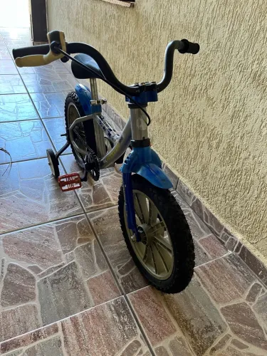 Bicicleta B-Twin aro 14