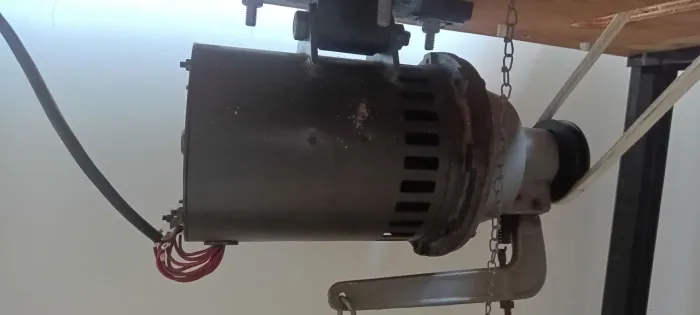 MOTOR INDUSTRIAL PARA MÁQUINA DE COSTURA, REVISADO E PRONTO PARA USO!<br>