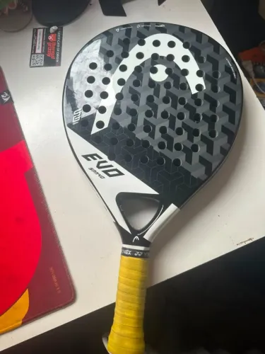 Raquete de Padel HEAD Evo Sanyo - Com Capa