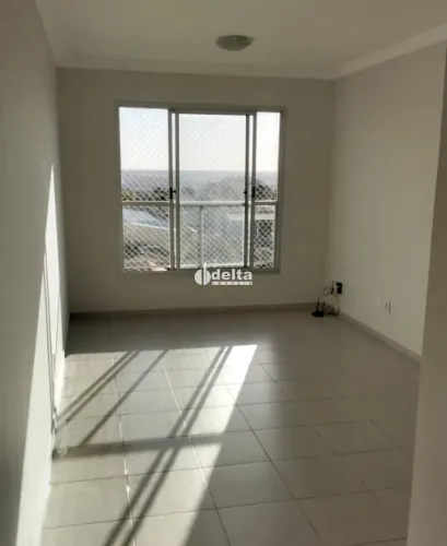 Apartamento com 2 quartos disponível para venda no bairro Presidente Roosevelt em Uberlând
