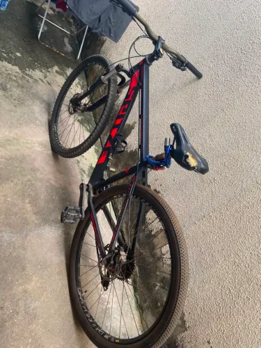 Bicicleta Aro 26 em Ótimo Estado - Pronta para Usar