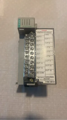Módulo Allen-Bradley 1769-OB16