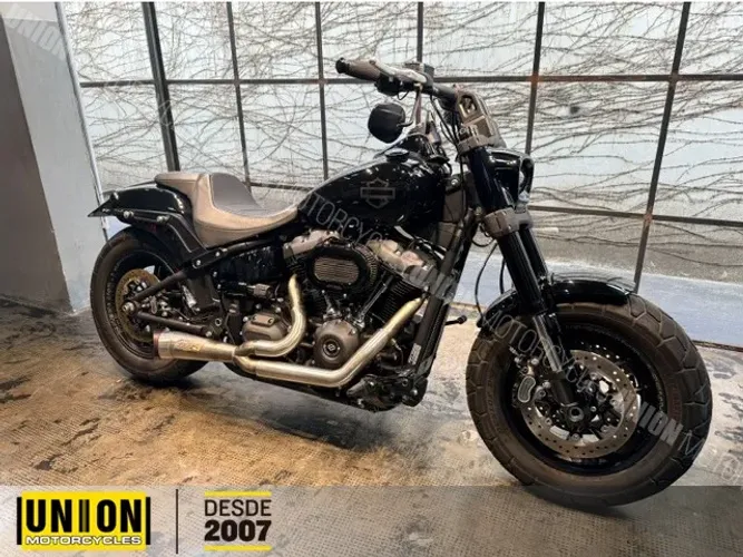 HARLEY-DAVIDSON SOFTAIL FAT BOB 114