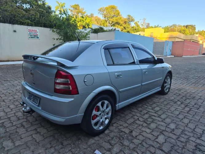 Chevrolet Astra Advantage 2.0 MPFI 8V Flexpower 5P 2011