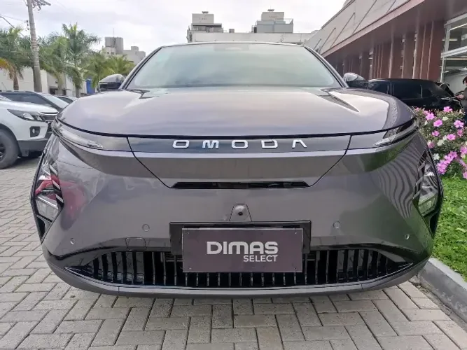 Omoda E5 Elétrico (61,1 KW) 2026