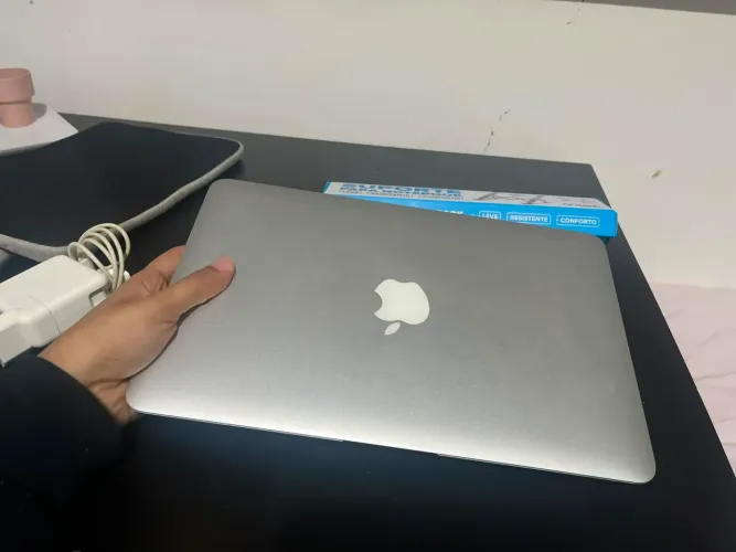 MacBook Air 11th i5 Dual-Core