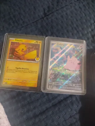 Vende-se 20 cartas pokémon raras ex mais bunk de 723 cartas
