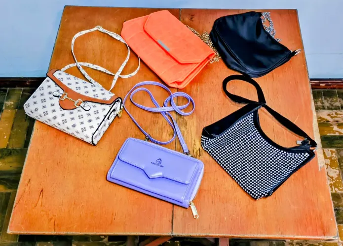 LOTE DE BOLSAS DE MÃO