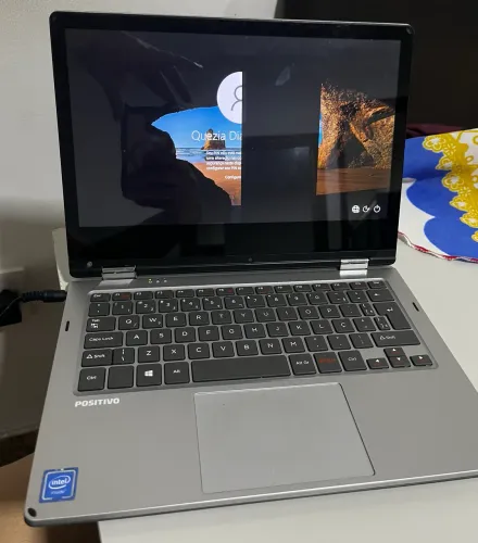 Netbook 10? Positivo Duo - Leia o Anúncio