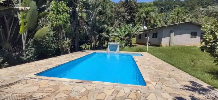 SITIO PARA CRIAÇÃO E PLANTAÇÃO 40.000 MTS-BAIXOU SÓ R$ 250.000,00