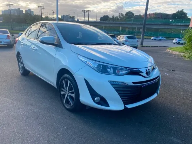 Toyota Yaris XLS Connect Sed. 1.5 Flex 16V Aut. 2020